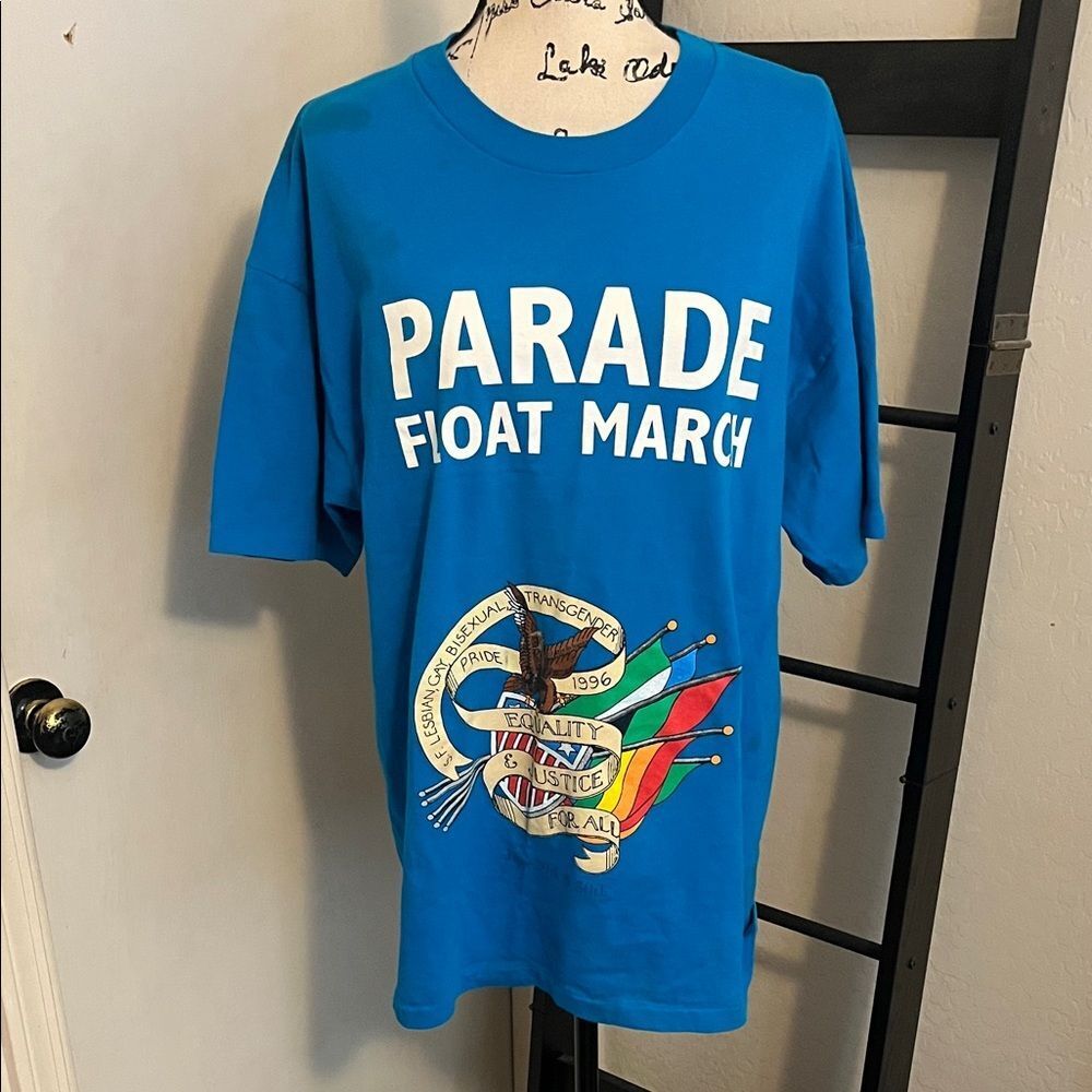 Vintage Parade Float March Gay Pride 1996 Equality Graphic Pullover T-Shirt